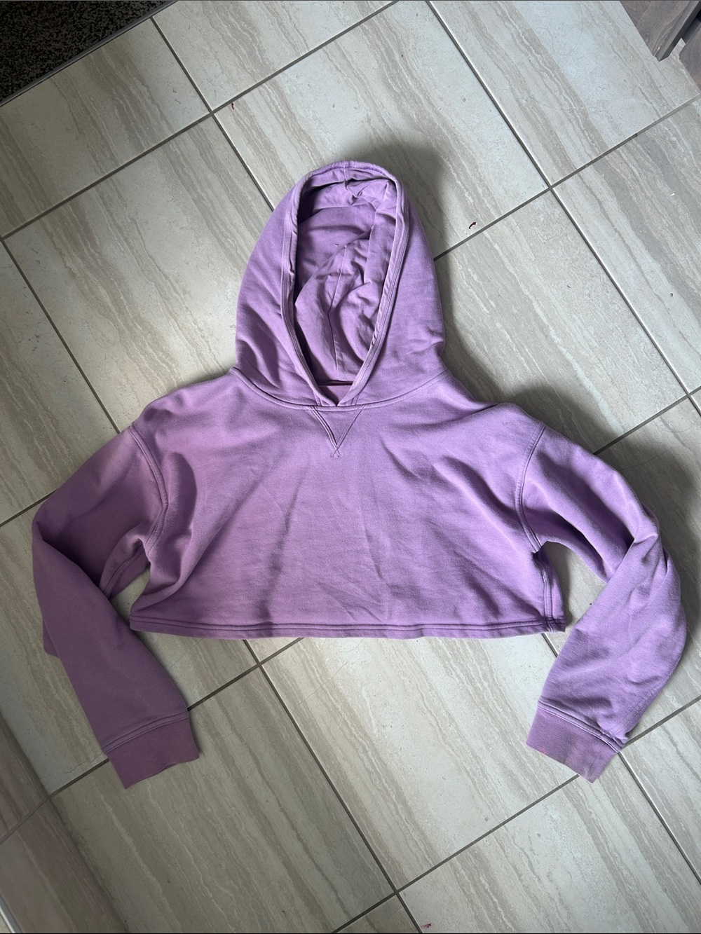 Lululemon Cropped Lavender‎ Hoodie